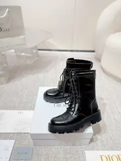 Dior CHRONO Dior motorcycle boots. High version 24ss counter new product. Original