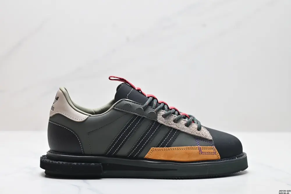 Adidas Originals Campus “MFX REBOOT” Casual Sneakers This classic shoe style GX1352