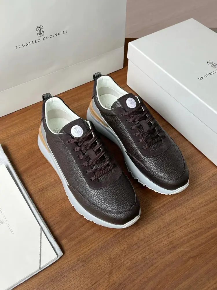 Brunello Cucinelli color-blocked sports flats for men. This pair of flat sports shoes