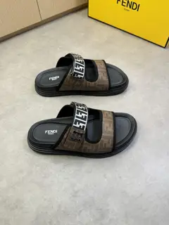 Fendi casual sandals