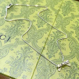 The latest Gucci necklace with a higher-end chain