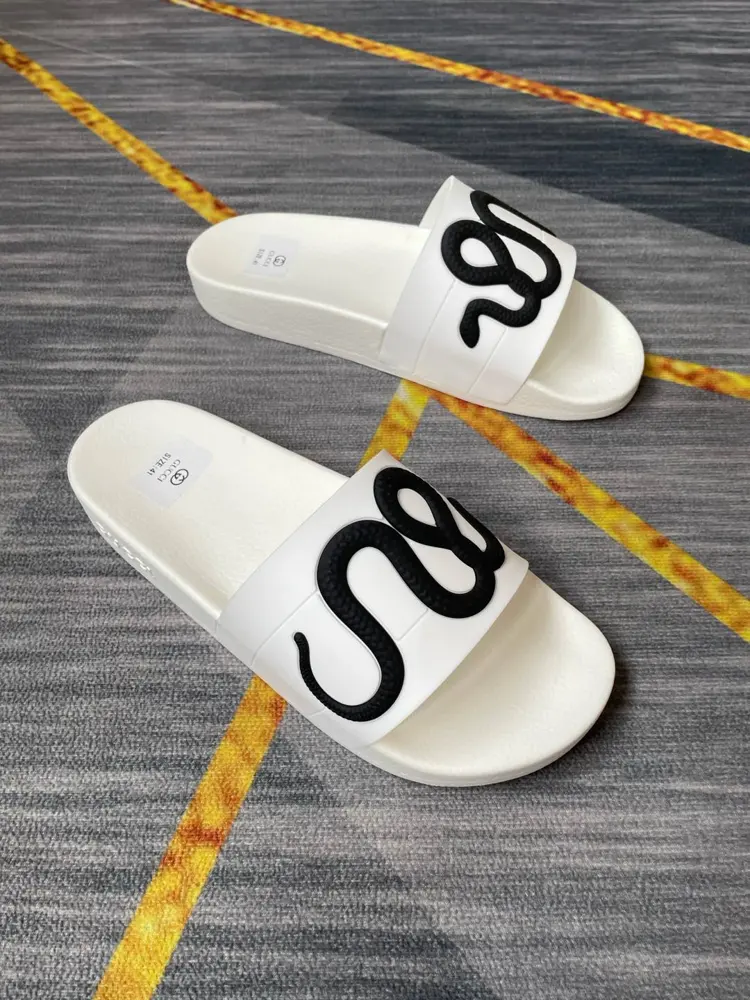 Gucci couple flip flops