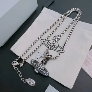 Vivienne Westwood Classic Large Saturn Necklace