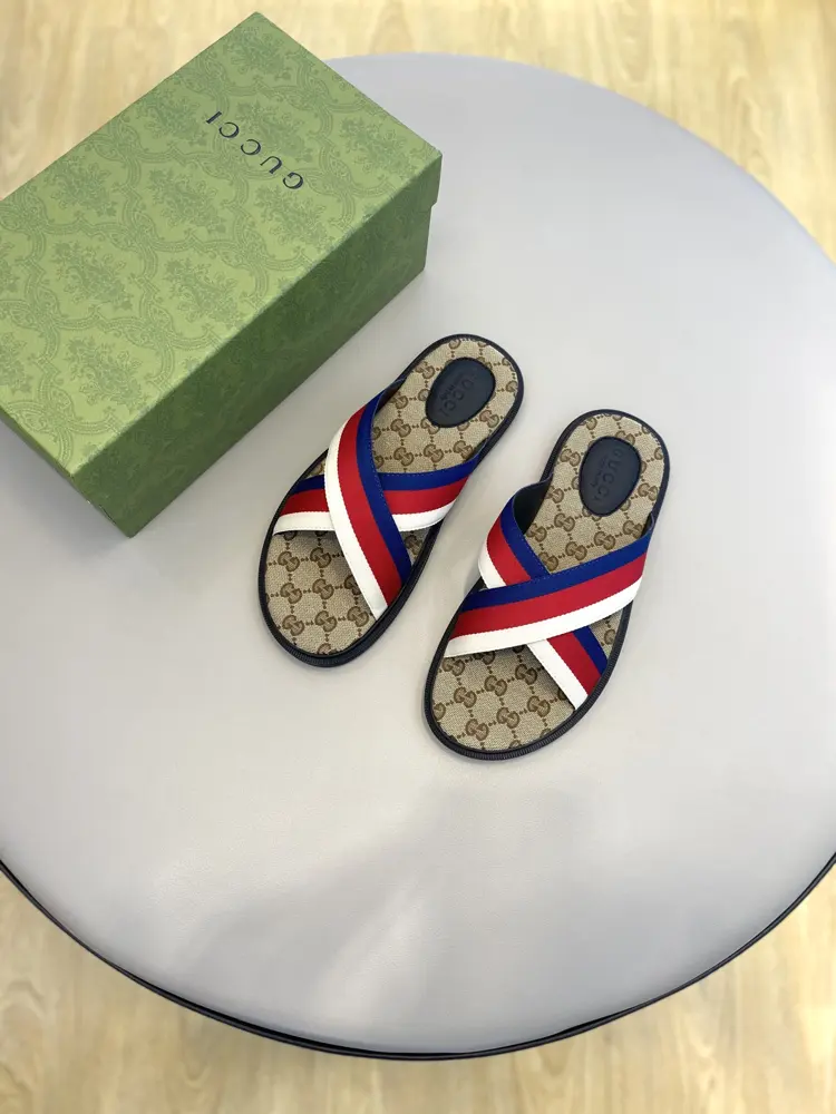Gucci high-end men’s summer slippers