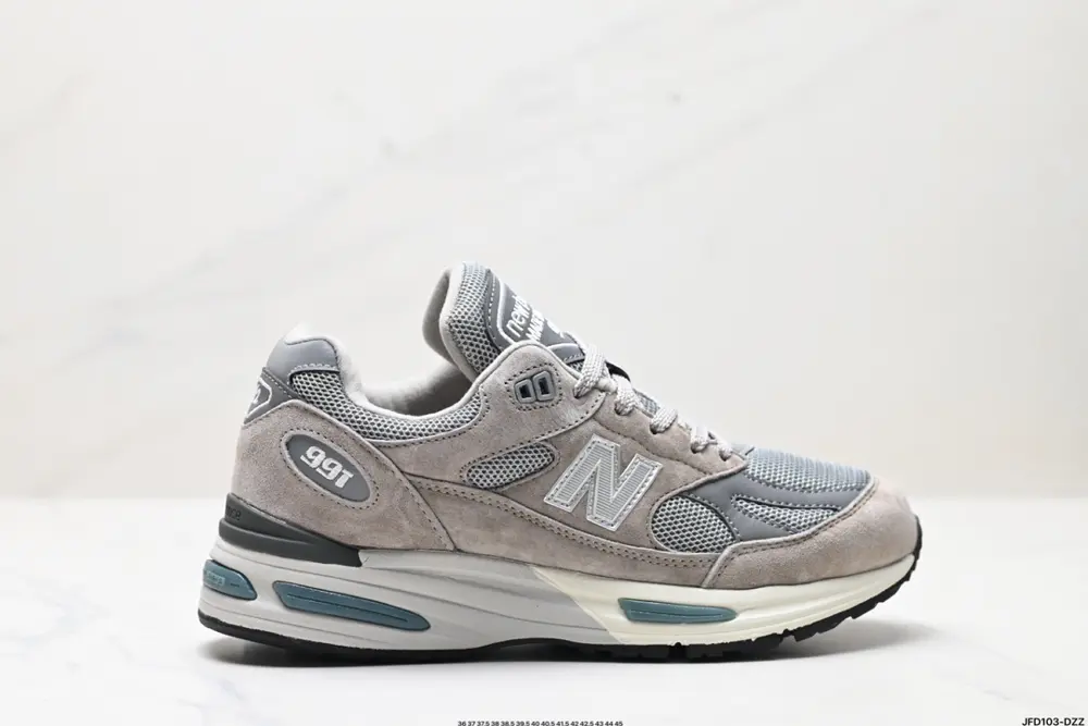 NB New Balance New Balance 991v2 Made in UK “Black” series British-made classic versatile U991BK2