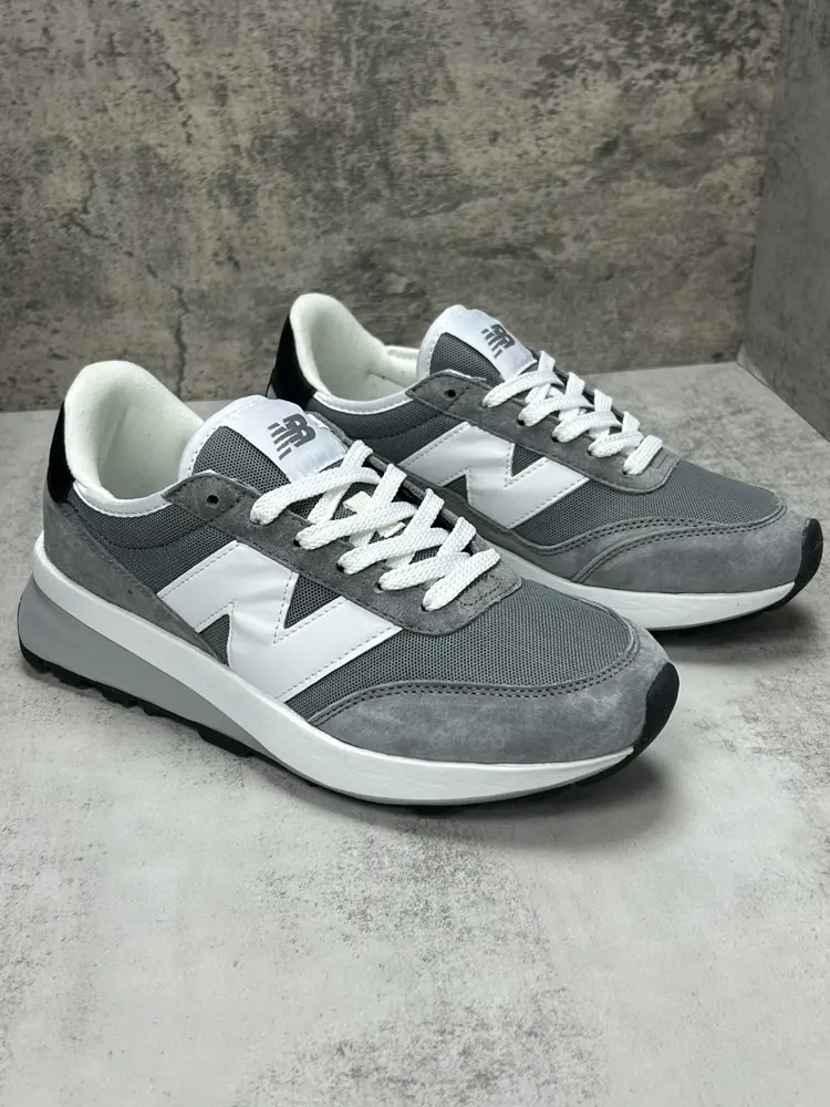 New Balance 370 casual and comfortable low-top running shoes