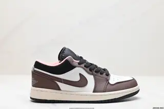 Nike Air Jordan 1 Low Sneakers DC6991-200