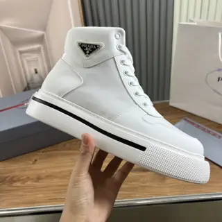 [PRADA] The latest autumn and winter models are hot on sale on the official website Shoes