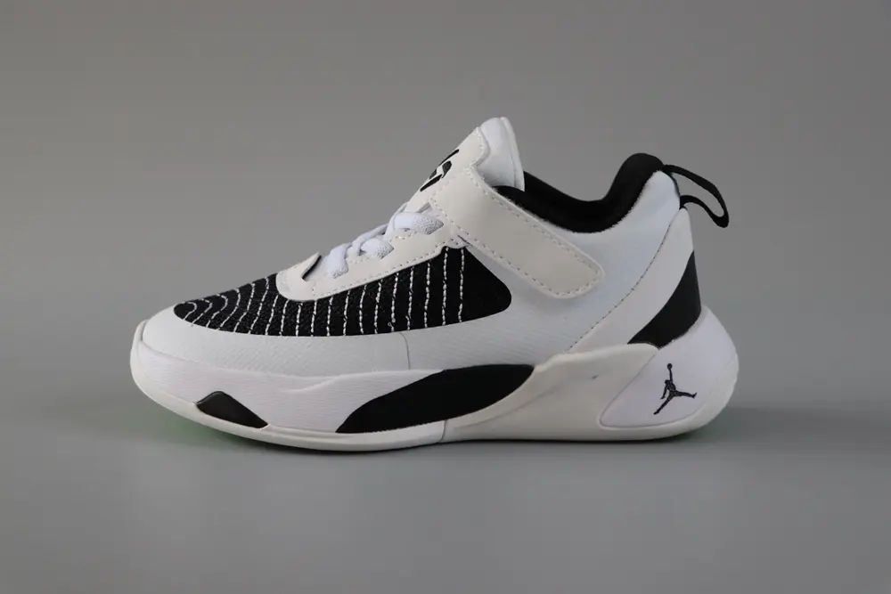 Jordan Doncic children’s sports shoes lightweight shoes DQ6510107 white and black
