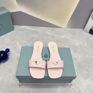 Prada’s latest hot-selling sandal series