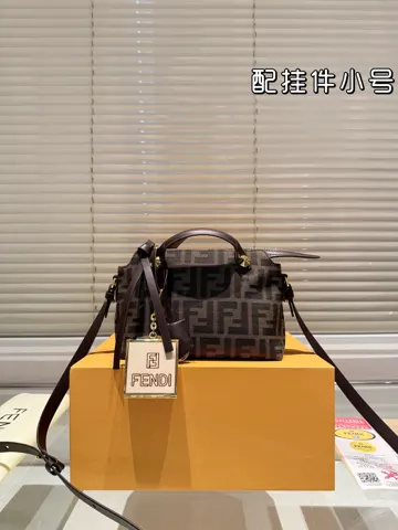 Fendi Shoulder Bag