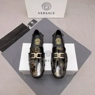 Versace Imported cowhide upper + sweat-absorbent and breathable