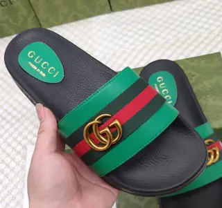 Gucci slippers