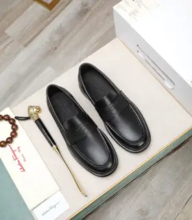 Salvatore Ferragamo men’s business casual leather shoes