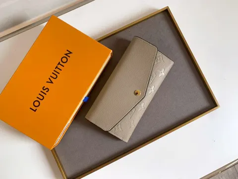 Louis Vuitton Wallet