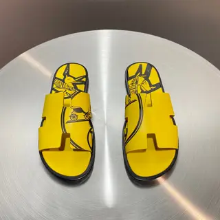 Hermès Classic H Slippers ~ High-end men’s sandals• beach shoes slippers ~ counter