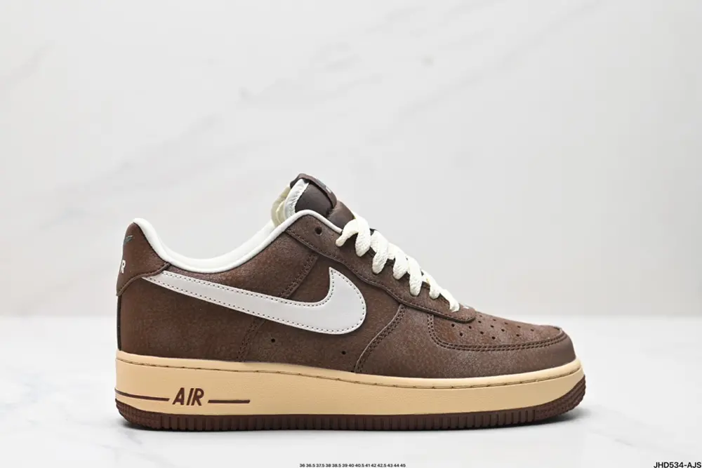 NIKE AIR FORCE 1’07 Sneakers FZ3592-259
