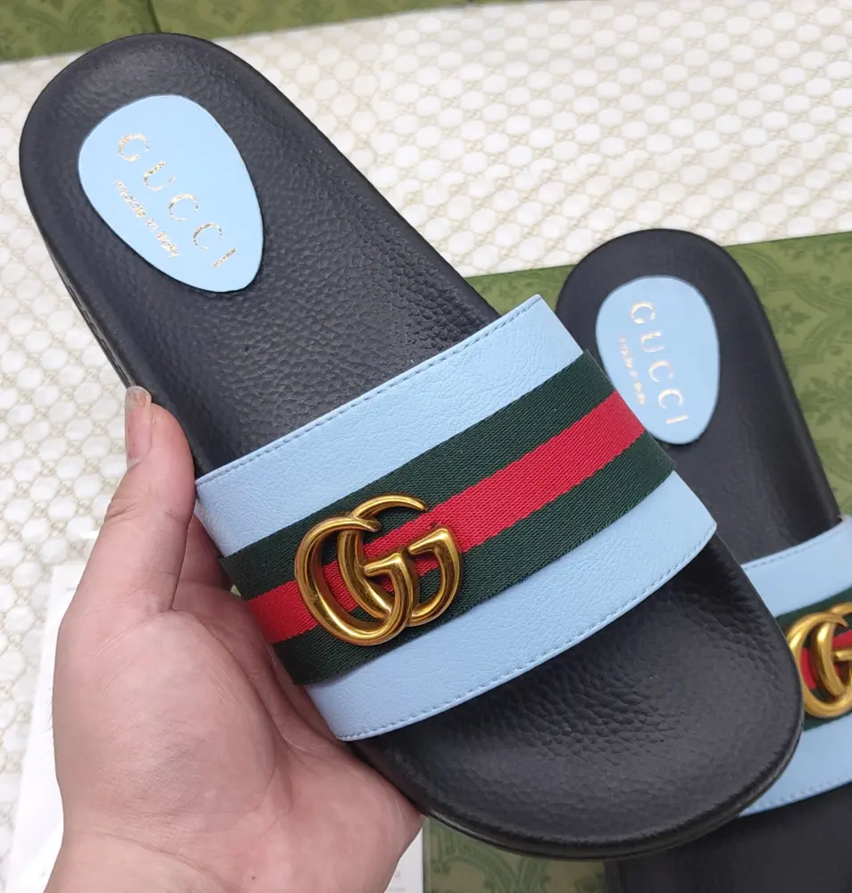 Gucci slippers