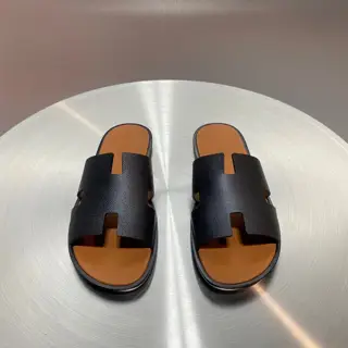 Hermès Classic H Slippers ~ High-end men’s sandals• beach shoes slippers ~ counter