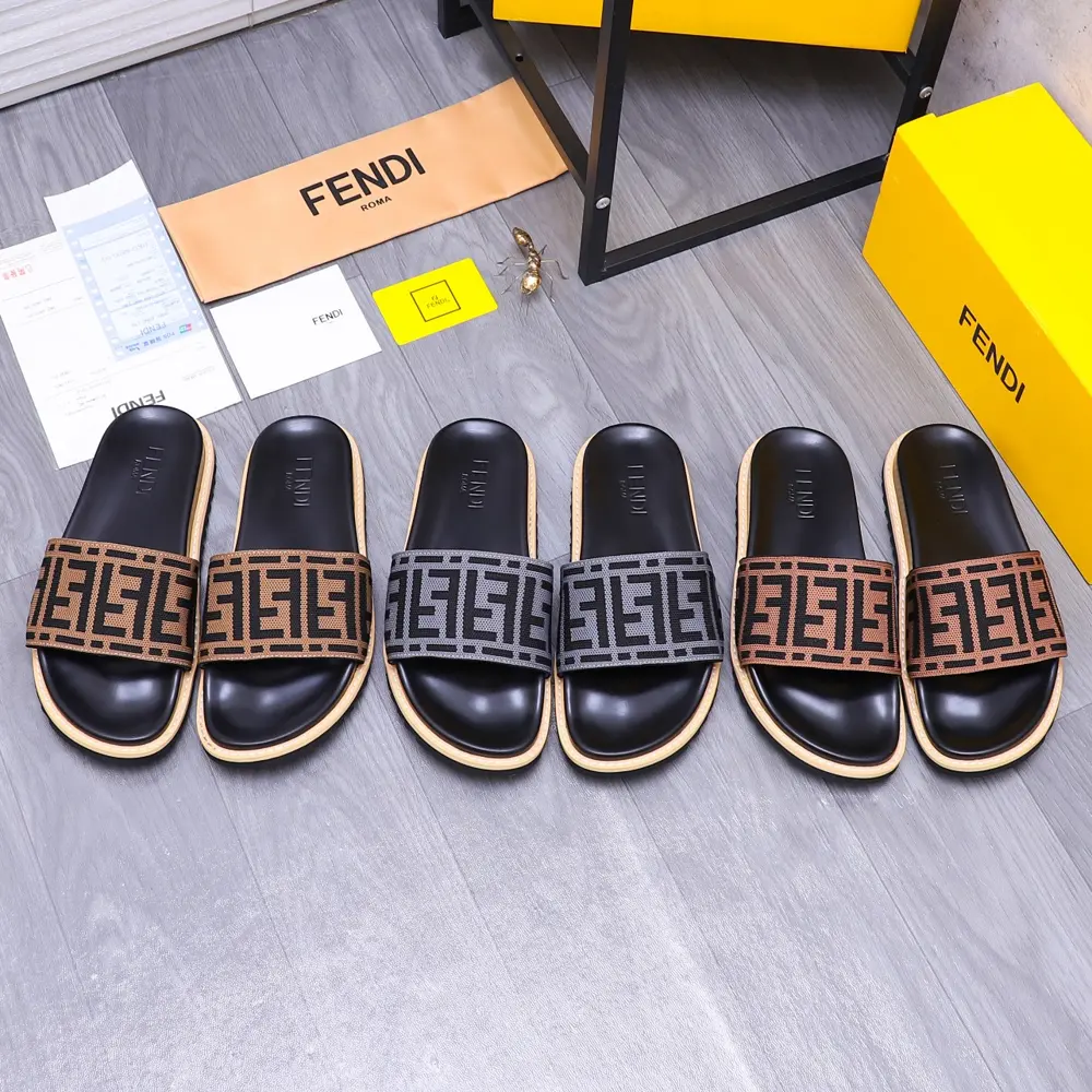Fendi slippers