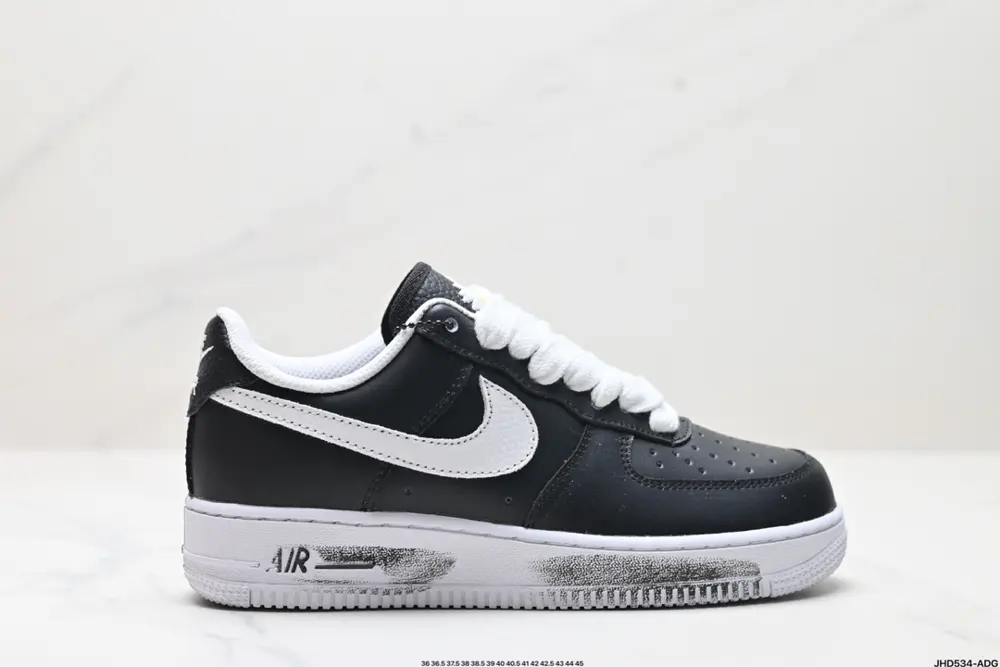 NIKE AIR FORCE 1’07 Sneakers AQ3692-001
