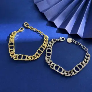 DIOR polished silver chain with diamonds and CD hollow letter bracelet