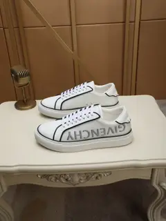 Givenchy men’s casual shoes Upper
