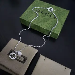 Gucci necklace