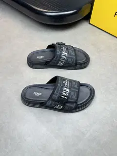 Fendi casual slippers