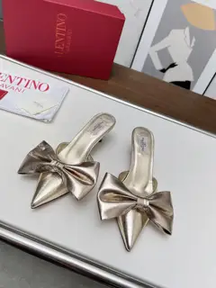 Valentino 2024SS pointed toe mule slippers
