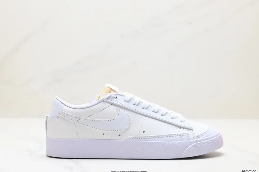 Nike Blazer Mid’77 Sneakers DC4769-101