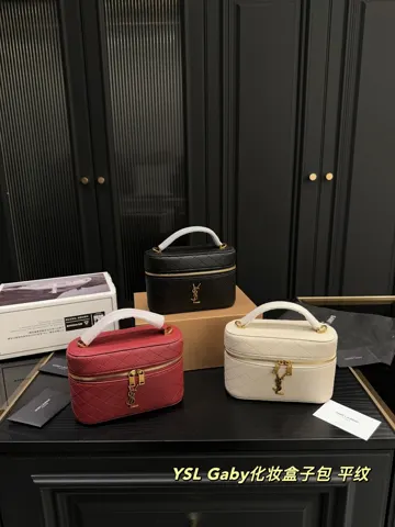 Yves Saint Laurent Bag