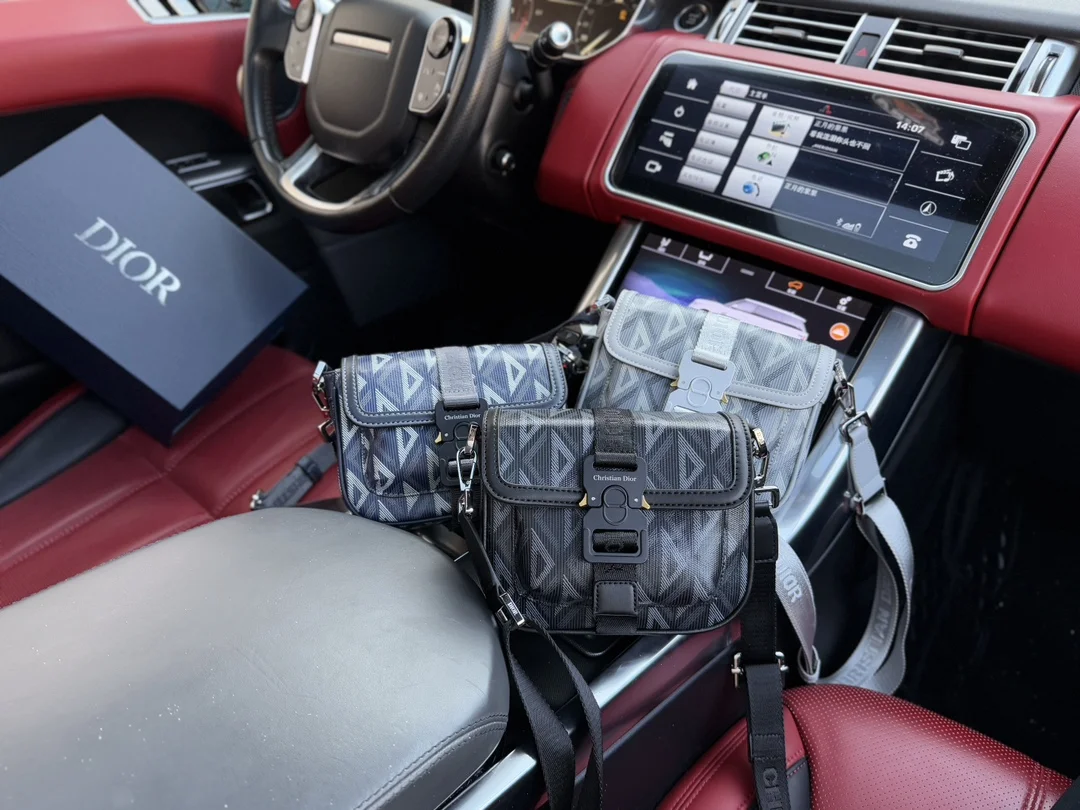 Dior Shoulder Bag