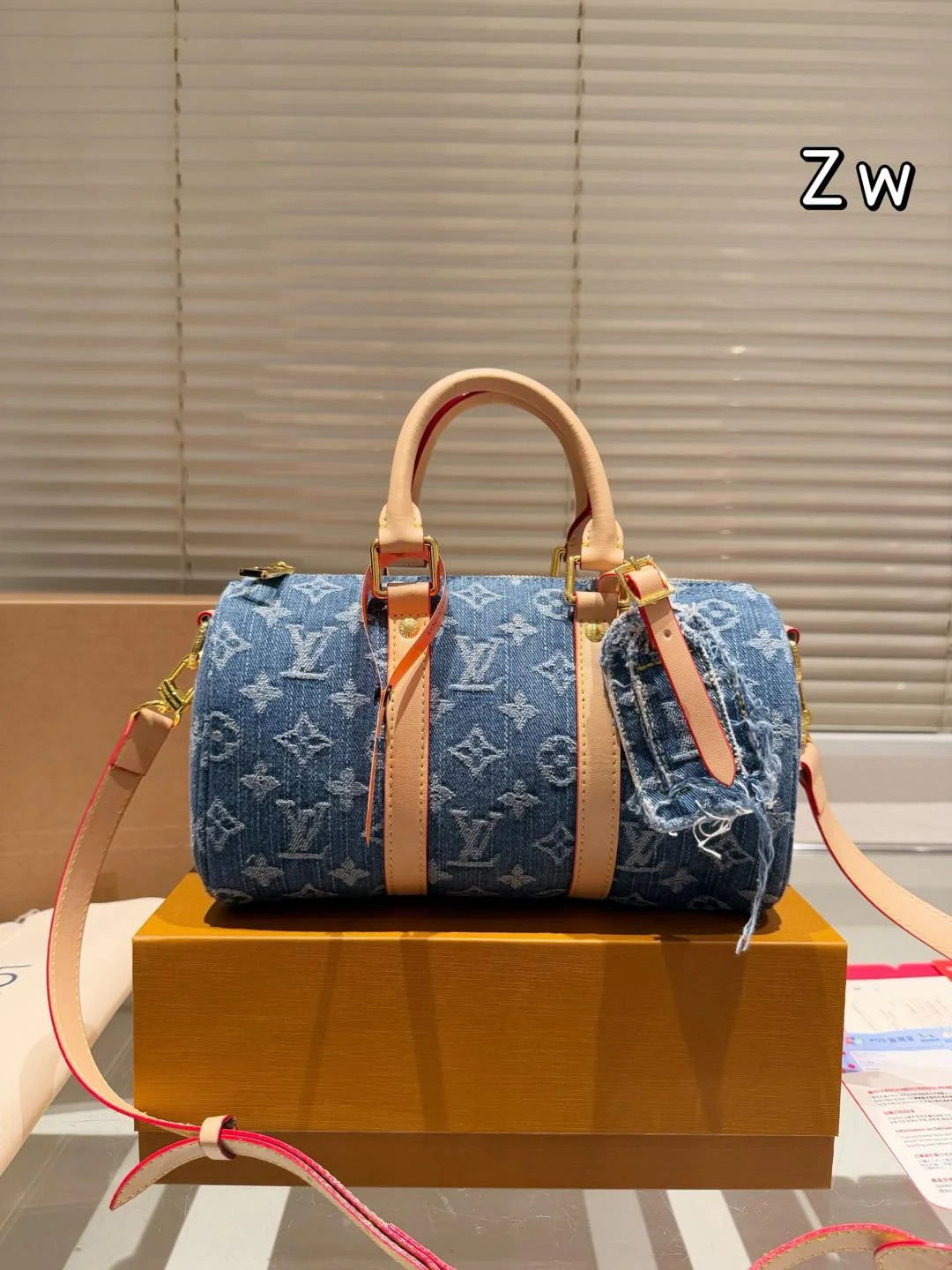 Louis Vuitton Speedy