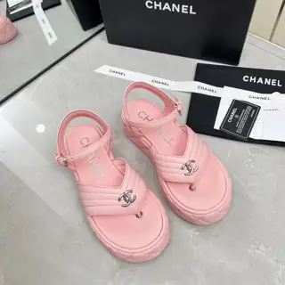 Chanel new flip-flops