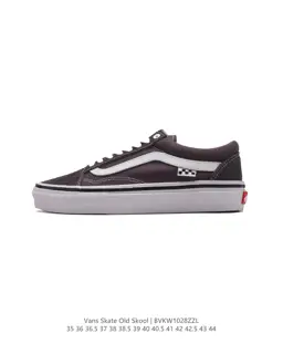 Vans Old skool low-top sneakers are fashionable and retro. Trendy sports shoes for men and VN000MT6PIN