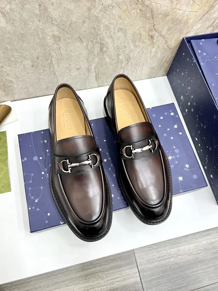 Gucci metal buckle loafers Official price RMB
