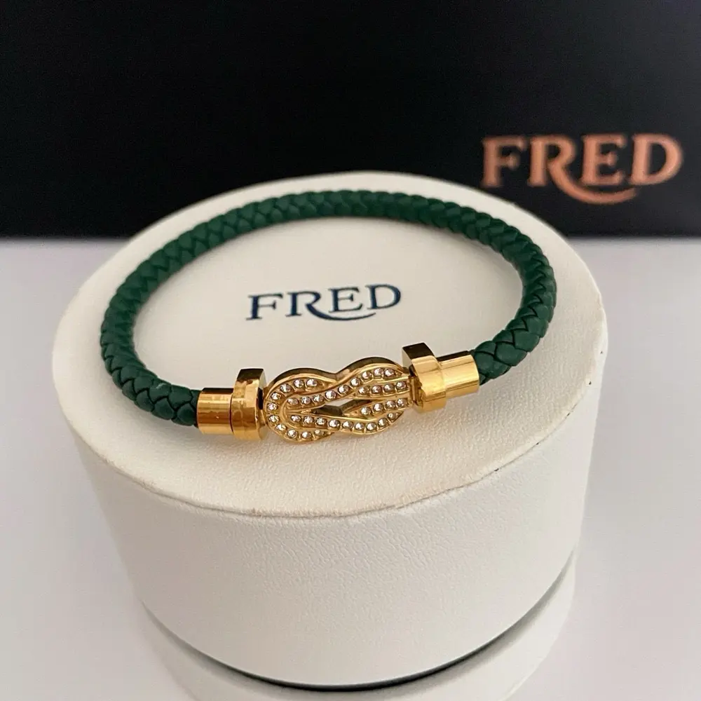 FRED bracelet rose gold full diamond 8-shaped buckle bracelet