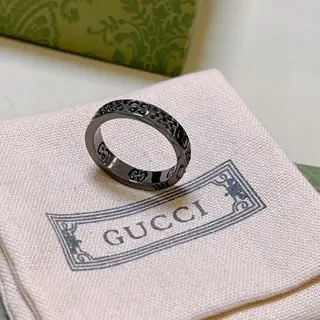 The latest Gucci ring with a higher grade. The same style as celebrities. Anger Forest