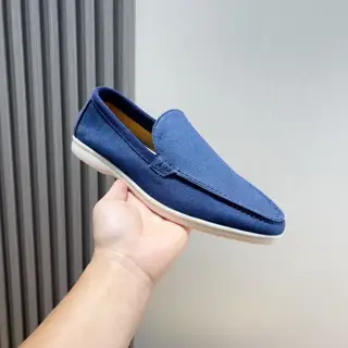 Loro piana couple style-new moccasin shoes. The water-repellent velvet upper is matched