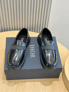 Dior Combat loafers present a mix-and-match style that combines fashion design with sports