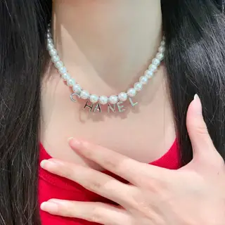 Chanel vintage necklace