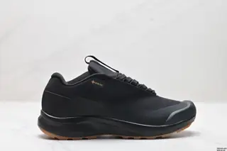 New autumn and winter Columbia men’s outdoor waterproof sports hiking shoes. The entire
