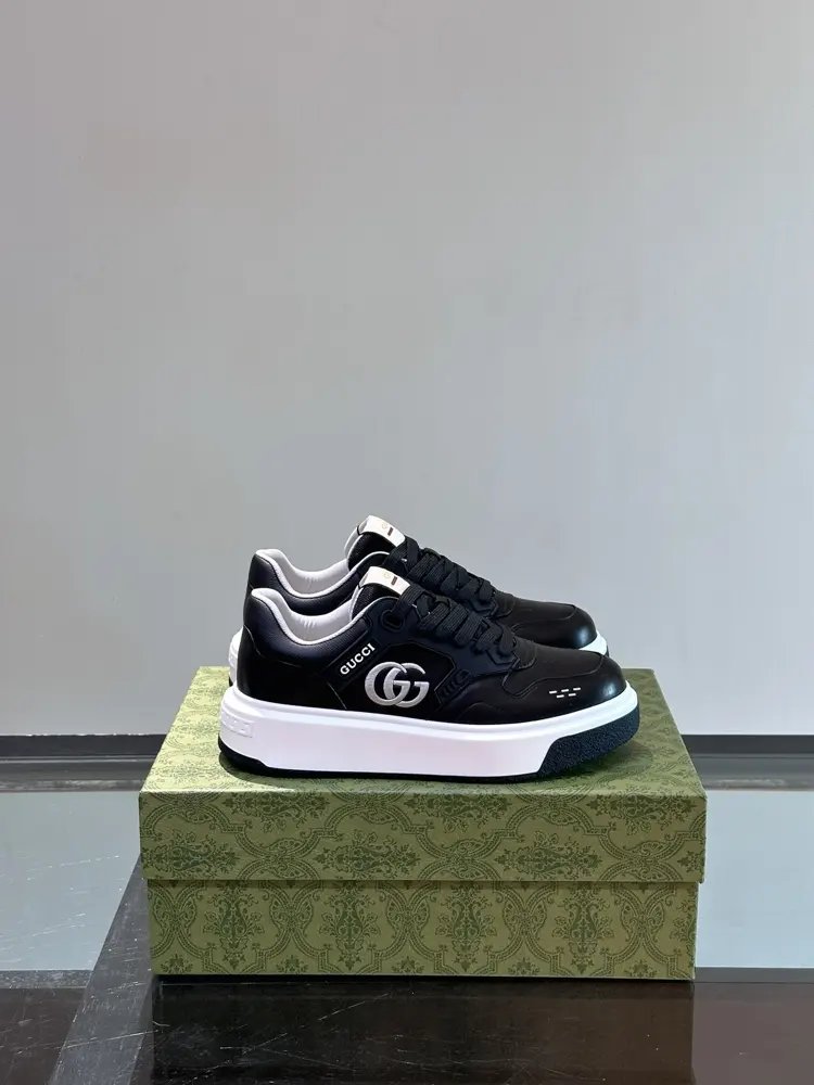 Gucci sneakers