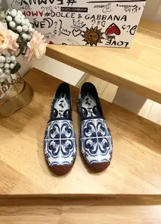Dolce & Gabbana Espadrilles DG’s style is getting more and more fashionable