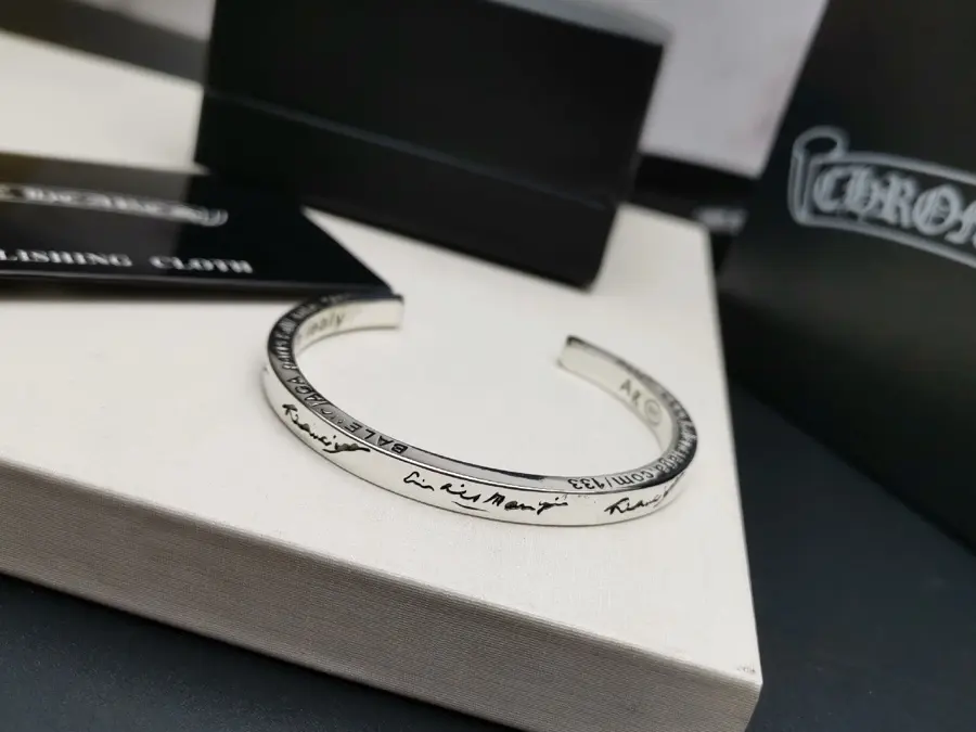 Balenciaga website bracelet