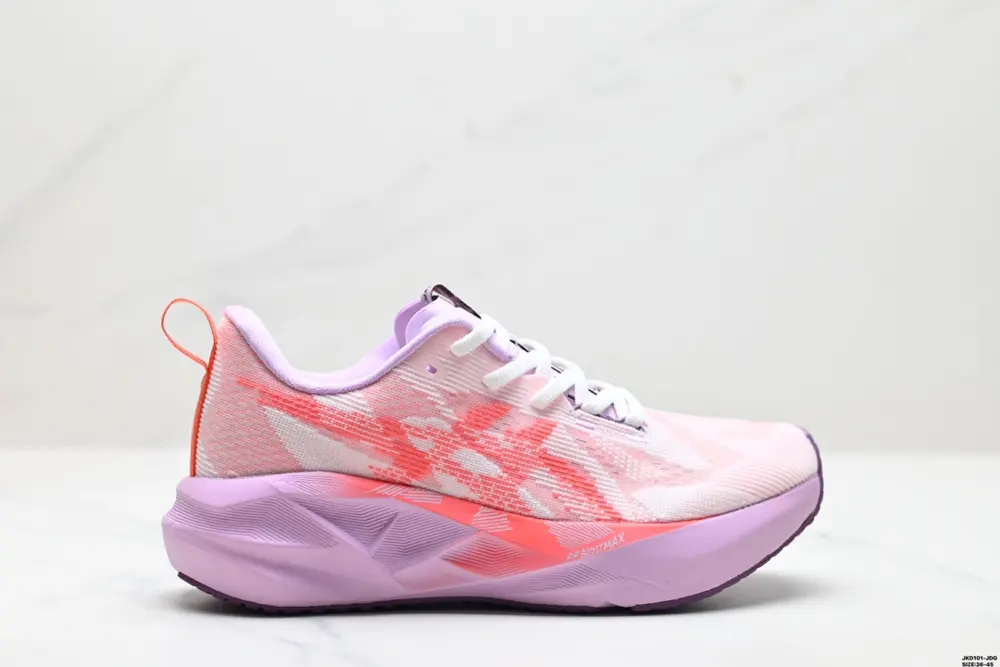 ASICS Novablast 5 lightweight and comfortable fabric shock absorption non-slip 1012B765-100