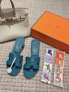 Hermes Palm print Heels