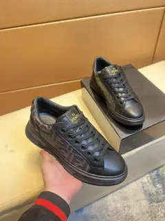 FENDI sneakers counter purchase Casual shoes Original leather imported from Italy