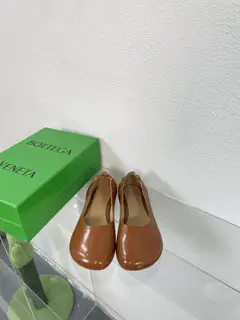 BOTTEGA VENETA’s latest spring